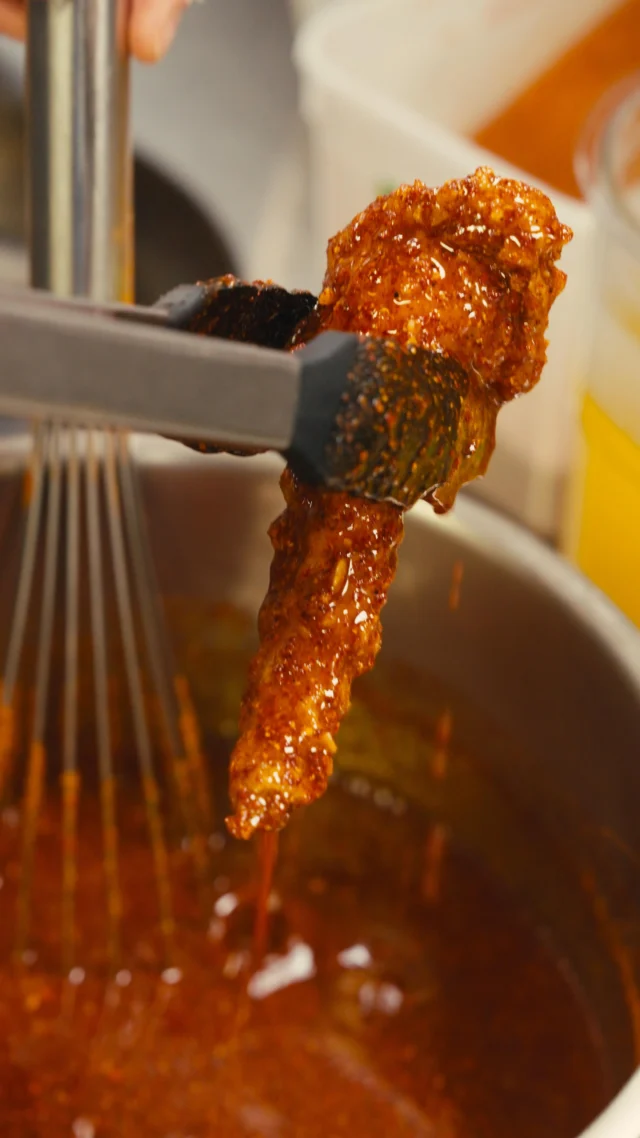 @eric.p.huang is back on Charlotte Street, and yes, the chilli fried chicken is still hitting like a love song and a lightning bolt.
This week’s @pecking_house residency sold out in record time, but if you missed out, don’t panic. Next week Eric returns with Mama Huang’s — his deeply personal love letter to Chinese-American cuisine, inspired by the family restaurant where it all began, Peking House (no ‘c’).
Expect the signature chilli fried chicken, of course, but here it’s joined by banquet-level showstoppers, like ‘Lobster and spinach salad, Grand Marnier sauce’, ‘Ma Po Menudo, avocado, chicken fat rice’ and ‘Grilled snow pea shoots, confit garlic, lemon’.
Grab your seat now via the link in bio before these ones fly too. @eric.p.huang is back on Charlotte Street, and yes, the chilli fried chicken is still hitting like a love song and a lightning bolt.
This week’s @pecking_house residency sold out in record time, but if you missed out, don’t panic. Next week Eric returns with Mama Huang’s — his deeply personal love letter to Chinese-American cuisine, inspired by the family restaurant where it all began, Peking House (no ‘c’).
Expect the signature chilli fried chicken, of course, but here it’s joined by banquet-level showstoppers, like ‘Lobster and spinach salad, Grand Marnier sauce’, ‘Ma Po Menudo, avocado, chicken fat rice’ and ‘Grilled snow pea shoots, confit garlic, lemon’.
Grab your seat now via the link in bio before these ones fly too.