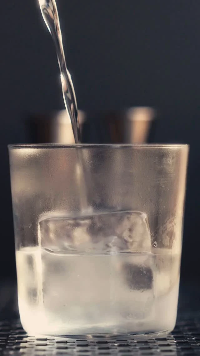 What makes a great cocktail? For us, it’s the right ingredients, sure. But it’s also nailing the perfect balance of precision, restraint and just the right amount of mystery.

Whilst some drinks do more than they let on — they can whisk you off to sun-drenched coastlines… or quietly pull you into that warm, comforting embrace. And our new gimlet does exactly that.

Bright, punchy and deceptively simple — it’s citrus-driven escapism in a glass and is on the menu in No.23 now.

So why not join us and 𝘭𝘪𝘷𝘦 𝘤𝘶𝘳𝘪𝘰𝘶𝘴𝘭𝘺.