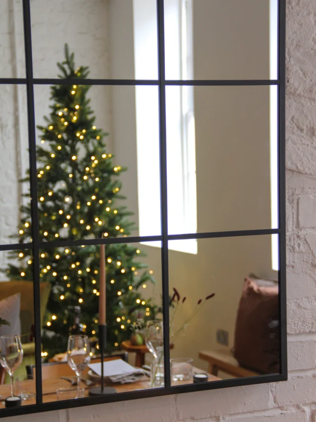 Merry Christmas from all of us at Carousel.
 
We wanted to say a heartfelt thank you to you, our wonderful community, for keeping this place spinning for what&rsquo;s been another fantastic year (our eleventh, and counting, if you can believe that?). 

To our team, to our suppliers and of course, to everyone who&rsquo;s joined us for the ride at Carousel, Shoreditch Arts Club and Ashcombe Estate, huge thanks and see you in 2026.

We can&rsquo;t wait to welcome you back in the new year.