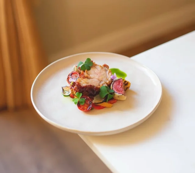 We&rsquo;re ushering in 2026 with one of last year&rsquo;s undeniable highlights. Luke NG returns to the Carousel guest chef kitchen with a preview of his forthcoming Paris opening, Calambour.

Expect a menu that moves effortlessly between Cantonese heritage and classical French technique &mdash; rich, playful and devastatingly good. Think &lsquo;Chicken, Preserved Mustard Green (梅菜), P&eacute;rigueux Sauce, Maitake Mushroom&rsquo;; &lsquo;Charcoal Grilled Scampi with Salted Duck Egg (鹹蛋) Emulsion and Potato Brunoise&rsquo;; and a tantalising finale of &lsquo;Hong Kong Toast (西多士), Cr&egrave;me Anglaise, Peanut Ice Cream&rsquo;.

There&rsquo;s still room to pull up a chair tonight and throughout next week. Take our word for it, you don&rsquo;t want to miss this one.

𝗪𝗲&rsquo;𝗹𝗹 𝗯𝗲 𝗮𝗱𝗱𝗶𝗻𝗴 &pound;𝟭 𝘁𝗼 𝗲𝘃𝗲𝗿𝘆 𝗯𝗶𝗹𝗹 𝗱𝘂𝗿𝗶𝗻𝗴 𝗟𝘂𝗸𝗲&rsquo;𝘀 𝗿𝗲𝘀𝗶𝗱𝗲𝗻𝗰𝘆 𝘁𝗼 𝗿𝗮𝗶𝘀𝗲 𝗺𝗼𝗻𝗲𝘆 𝗳𝗼𝗿 𝘁𝗵𝗲 𝗬𝗮𝗻 𝗖𝗵𝗮𝗶 𝗘𝗺𝗲𝗿𝗴𝗲𝗻𝗰𝘆 𝗔𝘀𝘀𝗶𝘀𝘁𝗮𝗻𝗰𝗲 𝗥𝗲𝗹𝗶𝗲𝗳 𝗙𝘂𝗻𝗱.