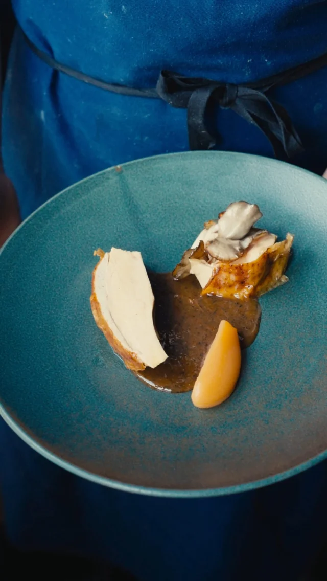 We&rsquo;re entering the final stretch of our first residency of the year and what a way to start.

Ahead of his debut Paris opening later this spring, Luke NG has been treating us all to a taste of what&rsquo;s to come with a menu that balances fine-dining finesse with the flavours and memories of his Hong Kong heritage.

It&rsquo;s big on creativity and even bigger on flavour, watch as Luke shows us the process behind his &lsquo;Chicken, Preserved Mustard Green (梅菜), P&eacute;rigueux Sauce, Maitake Mushroom&rsquo;, a dish that&rsquo;s had everyone talking.

For the final service tomorrow, Luke is joined by fellow Hong-Konger, Eric Li (AKA Rumble Vines), who will be pouring some thoughtfully selected wines for the pairing, with both raising funds for those affected by the devastating Hong Kong fires.

Only two services remain to catch this undeniable rising star in action, hit the link in our bio to secure one of the last spots.

𝗔 &pound;𝟭 𝘃𝗼𝗹𝘂𝗻𝘁𝗮𝗿𝘆 𝗱𝗼𝗻𝗮𝘁𝗶𝗼𝗻 𝗶𝘀 𝗮𝗱𝗱𝗲𝗱 𝘁𝗼 𝗲𝘃𝗲𝗿𝘆 𝗯𝗶𝗹𝗹 𝘁𝗼 𝗿𝗮𝗶𝘀𝗲 𝗺𝗼𝗻𝗲𝘆 𝗳𝗼𝗿 𝘁𝗵𝗲 𝗬𝗮𝗻 𝗖𝗵𝗮𝗶 𝗘𝗺𝗲𝗿𝗴𝗲𝗻𝗰𝘆 𝗥𝗲𝗹𝗶𝗲𝗳 𝗙𝘂𝗻𝗱.