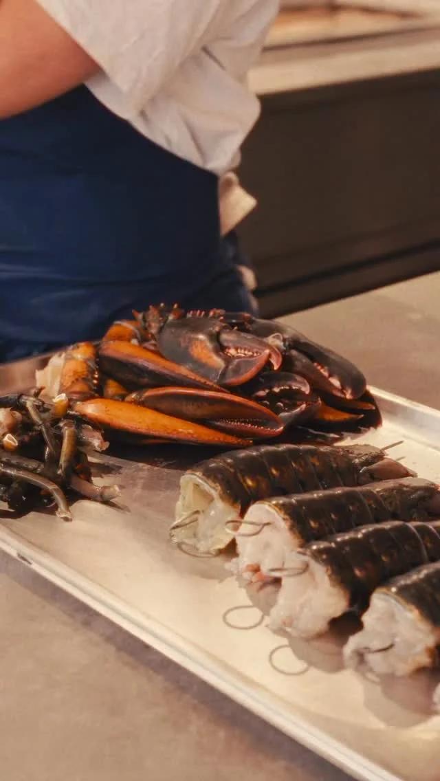 Fast becoming one of the signature dishes on the Cometa menu is the &lsquo;Lobster flauta, bean pur&eacute;e, spenwood and xinpec&rsquo;, a delicious ode to Mexican street food, refined and elevated for our Charlotte Street dining room.

The brainchild of our sous chef Alejandra, it delivers a heavy dose of nostalgia and a taste of vacation. Inspired by a holiday to Baja California, our version of the flauta came in to existence thanks to an impromptu visit to a food cart that Ale&rsquo;s friend took her to straight upon landing.

A homage to Mexico&rsquo;s coastal regions like Baja, Tijuana, Sinaloa and Ensenada where the enlightening combination of lobster, beans, cheese and flour tortilla have long reigned supreme. We start by breaking down our lobsters, then move on to create an intense and rich bisque, before finally building our adobo paste which goes into the refried beans to create an unctuous concoction of comfort.

Finally, the lobster finds its final resting place in the flour tortilla, rolled tightly with spenwood cheese and some decadently buttery beans, before kissing the plancha for a touch of added texture. Finished with xinpec, &lsquo;pickled onions&rsquo; and a slice of lemon for a touch of spice, acidity and freshness.

It&rsquo;s a dish that knows exactly what it&rsquo;s doing: nostalgic, transportive, and just indulgent enough.

Don&rsquo;t just take our word for it, pull up a chair.

@cometa.restaurant 𝙞𝙨 𝙤𝙪𝙧 𝙘𝙤𝙣𝙩𝙚𝙢𝙥𝙤𝙧𝙖𝙧𝙮 𝙈𝙚𝙭𝙞𝙘𝙖𝙣 𝙨𝙚𝙖𝙛𝙤𝙤𝙙 𝙧𝙚𝙨𝙩𝙖𝙪𝙧𝙖𝙣𝙩, 𝙤𝙥𝙚𝙣 𝙛𝙤𝙧 𝙡𝙪𝙣𝙘𝙝 (12𝙥𝙢-3𝙥𝙢) 𝙖𝙣𝙙 𝙙𝙞𝙣𝙣𝙚𝙧 (5𝙥𝙢-11𝙥𝙢) 𝙏𝙪𝙚𝙨-𝙎𝙖𝙩.