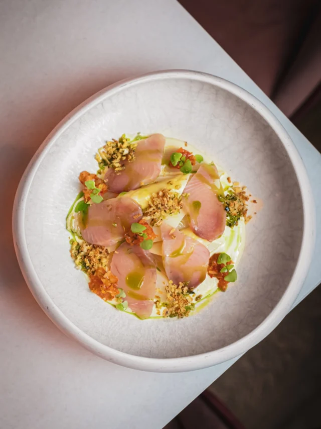 Next week we welcome Barcelona&rsquo;s triumphant temple to seafood onto the guest chef pass, as chef Manu N&uacute;&ntilde;ez and mixologist Marta Morales of Batea join us for five nights of seasonal drinks and sensational seafood.

Batea is sister restaurant to Besta, who you might remember wowed us last year with their really rather magnificent 𝘮𝘢𝘳 𝘪 𝘮𝘶𝘯𝘵𝘢𝘯𝘺𝘢 cooking. At Batea, Manu chooses to focus his attention on the oceans alone, combining traditional Catalan and Galician influences to produce some of the most original seafood cookery in the city.

Batea turns the idea of the traditional 𝘮𝘢𝘳𝘪𝘴𝘲𝘶𝘦𝘳𝘪𝘢 on its head, bringing an altogether more layered approach in standout dishes like &lsquo;Greater Amberjack Crudo, Corn, Spicy Romesco, Hazelnut, Escarole&rsquo;; &lsquo;Asparagus, Artichokes, Scallop, Basil &ldquo;Salsa Verde&rdquo;, Lemon Thyme&rsquo; and &lsquo;Charcoal Grilled Octopus, Seaweed Chimichurri, Chorizo, &ldquo;Suquet&rdquo;&rsquo;; all paired with Marta&rsquo;s elegant and considered cocktails.

Hit the link in our bio to pull up a chair.