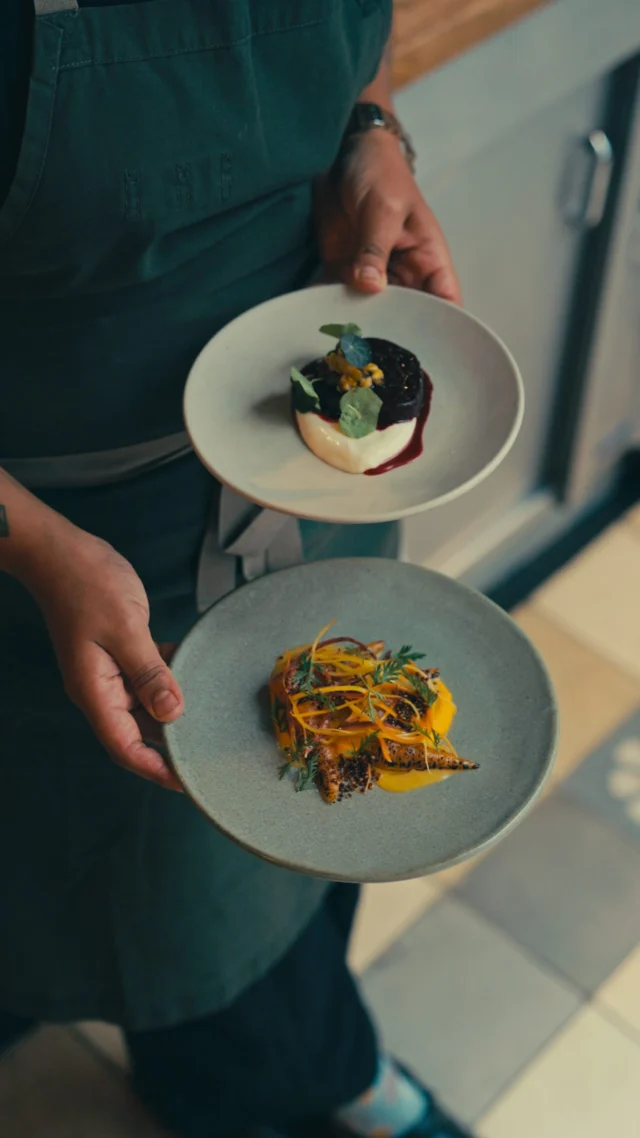 For the next five days we&rsquo;re joined by one of the most exciting voices of the Peruvian new-wave, as Danitza Alpaca steps onto the guest chef pass.

Having travelled through kitchens that include 50Best favourite Astrid y Gast&oacute;n (Lima), two-star D.O.M (S&atilde;o Paulo), three-star Atrio (C&aacute;ceres) and two-star Mugaritz (Basque Country), Danitza now finds herself at the helm of Madrid&rsquo;s Manifesto 13 where the flavours of Peru and Italy collide with gloriously inauthentic abandon.

This &lsquo;𝘮𝘦𝘴𝘵𝘪𝘻𝘰&rsquo; mash-up is the product of decades of cross-cultural tradition. For her week with us Danitza&rsquo;s applying the same principles to the very best of British produce, told through dishes like her &lsquo;Carrot Ceviche, Nectarine, Red Quinoa&rsquo; and dessert of &lsquo;Sweet Beetroot, Bergamot, Pickled Pistachio, Smoked Sheep&rsquo;s Cheese&rsquo;.

But the fun doesn&rsquo;t stop there, if you like the sound of &lsquo;Rice Noodles, Baby Squid, Aj&iacute; Amarillo Dashi, Pistillata&rsquo; and &lsquo;Wagyu Anticucho, Cassava, Botija Olive, Fire-Roasted Aj&iacute;es&rsquo;, then you might just have found your happy place.

This is what Carousel is all about it, and we cannot get enough of it. Hit the link in our bio to secure your spot at the table.